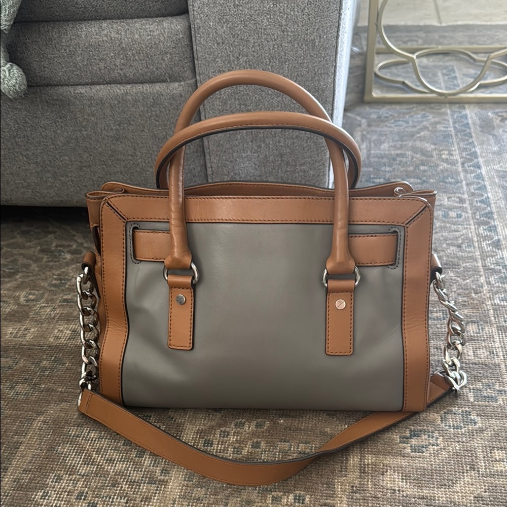 EUC Michael Kors Frame Out East/West Hamilton Set - Picture 2 of 11